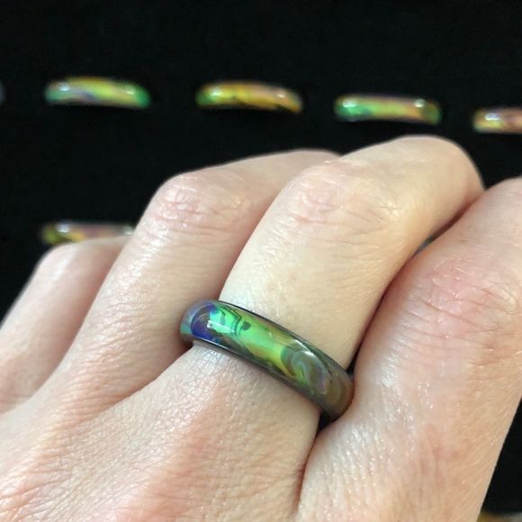 Opalescent Mood Rings Beautiful Color Change - Picture 3 of 7